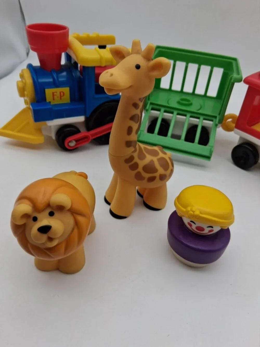 Vtg 1991 Fisher Price Little People Chunky Circus Zoo Train w/Clown & 2 Animals